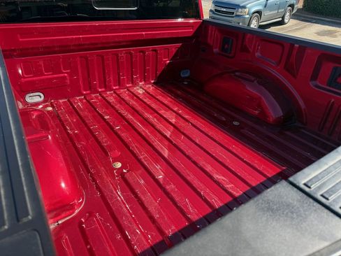 Used 2015 Ford F150 Lariat w/ Equipment Group 502A Luxury image 10