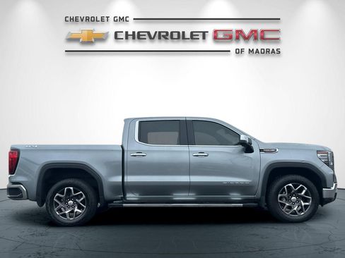 Used 2025 GMC Sierra 1500 SLT w/ SLT Premium Plus Package image 2
