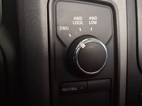 Used 2013 RAM 1500 Express AWD/4WD image 22