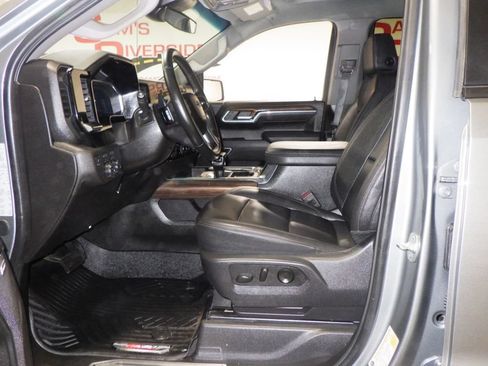 Used 2025 Chevrolet Silverado 1500 RST w/ RST All Star Premium Package AWD/4WD image 8