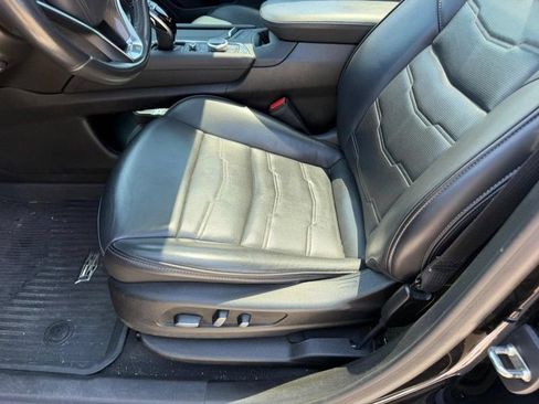 Used 2021 Cadillac XT6 Sport w/ Platinum Package AWD/4WD image 22