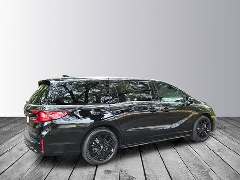 Certified 2025 Honda Odyssey Sport-L image 5