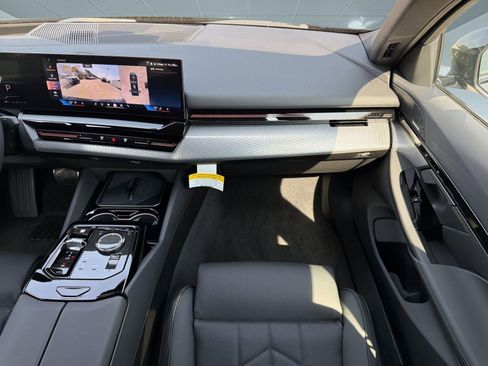 New 2026 BMW 530i w/ M Sport Package RWD image 29