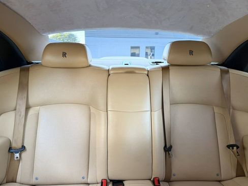 Used 2011 Rolls-Royce Ghost image 39