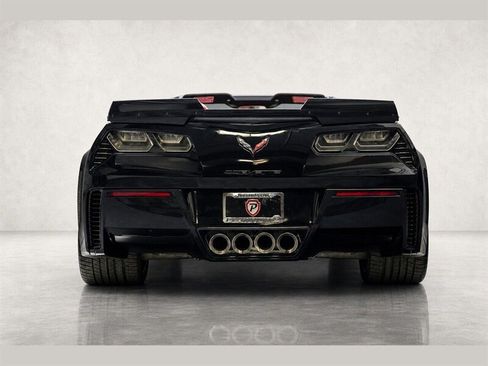 Used 2019 Chevrolet Corvette Z06 RWD image 13
