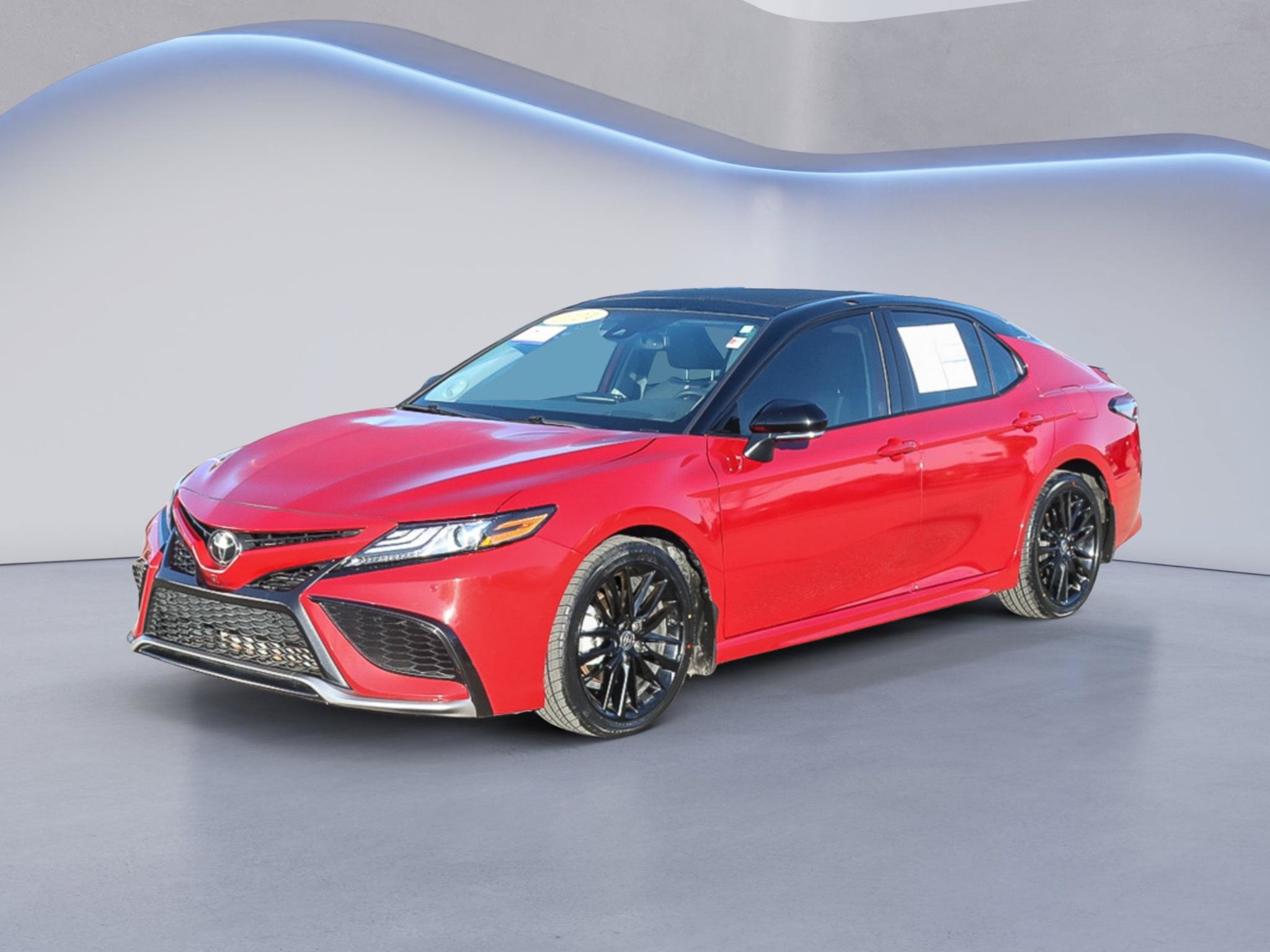 Used 2024 Toyota Camry XSE w/ Navigation Package FWD image 2