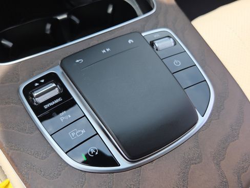 Used 2022 Mercedes-Benz E 350 4MATIC Sedan image 20