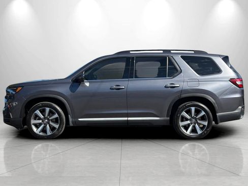 Used 2025 Honda Pilot Elite image 5