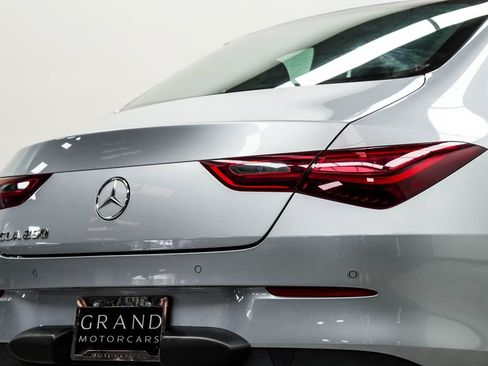 Used 2025 Mercedes-Benz CLA 250 image 13
