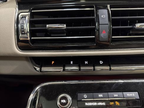 Used 2022 Lincoln Navigator Reserve RWD image 21