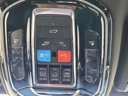 Used 2022 Jeep Grand Wagoneer Series I AWD/4WD image 20