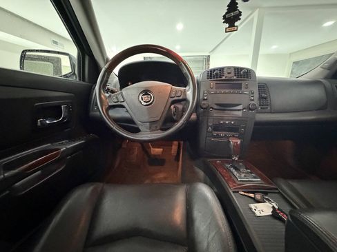 Used 2005 Cadillac SRX w/ Preferred Equipment Group AWD/4WD image 24