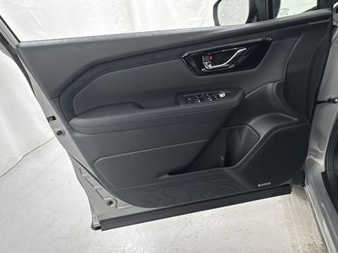 New 2025 Subaru Forester Limited image 19