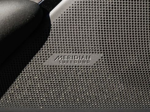 New 2026 Land Rover Range Rover Velar Dynamic SE image 22