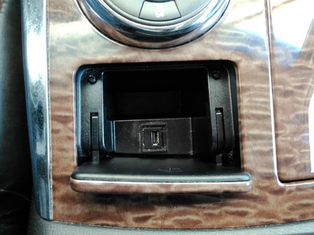 Used 2017 Nissan Armada Platinum RWD image 52