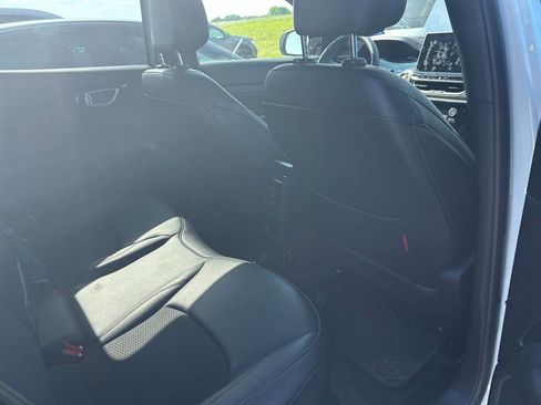 Used 2025 Jeep Compass Trailhawk AWD/4WD image 12