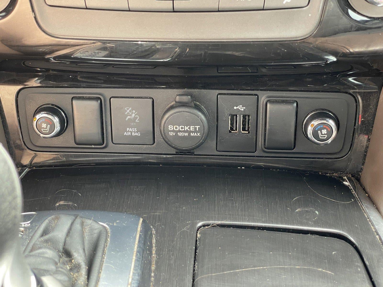 Used 2020 Nissan Armada Platinum w/ Platinum Reserve Package AWD/4WD image 29
