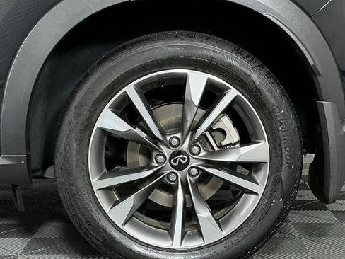 Certified 2025 INFINITI QX60 Luxe FWD image 9