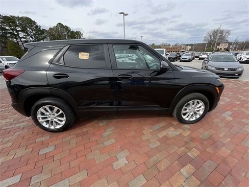 Used 2025 Chevrolet TrailBlazer LS w/ LS Convenience Package image 24