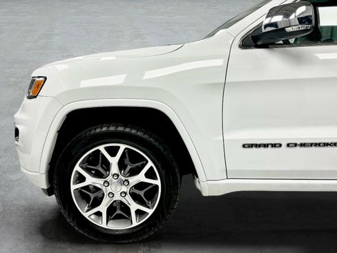 Used 2020 Jeep Grand Cherokee Overland image 9