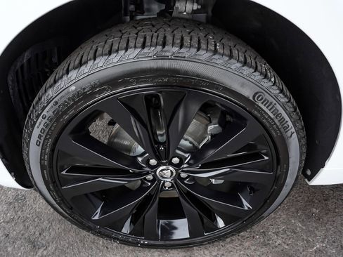 Used 2026 Jaguar F-PACE R-Dynamic S AWD/4WD image 8