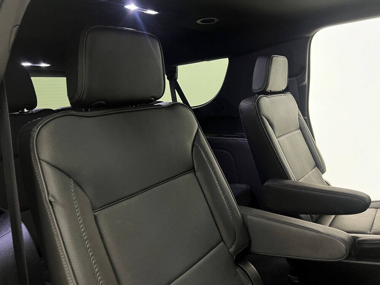 Used 2021 GMC Yukon XL Denali AWD/4WD image 80