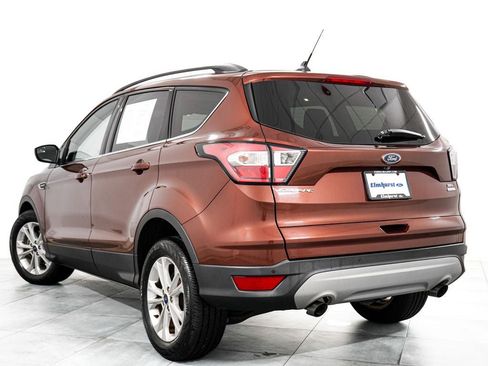 Certified 2018 Ford Escape SEL FWD image 5