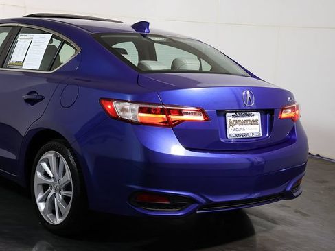 Used 2017 Acura ILX FWD image 11