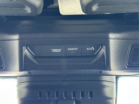 Used 2025 Jeep Gladiator Mojave w/ Safety Group image 22