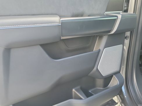 New 2026 Ford F450 Platinum w/ FX4 Off-Road Package image 9