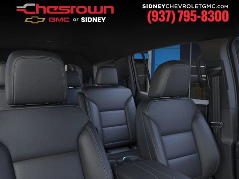 New 2026 Chevrolet Traverse LT w/ Driver Confidence Package FWD image 24