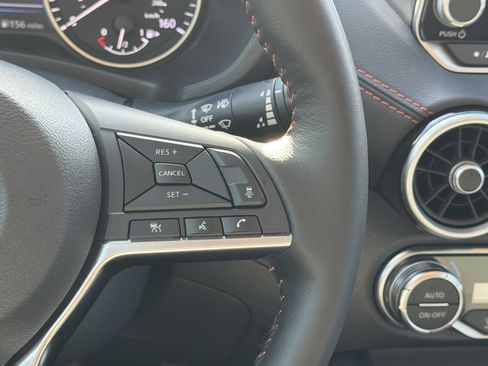 Used 2024 Nissan Sentra SR w/ SR Premium Package image 23