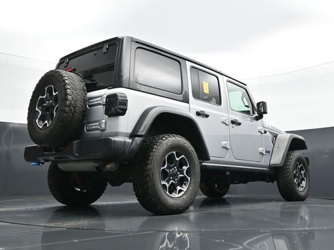 Used 2023 Jeep Wrangler Unlimited Rubicon 4xe w/ Cold Weather Group AWD/4WD image 23