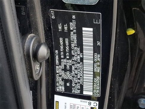 Used 2017 Toyota 4Runner Limited image 26