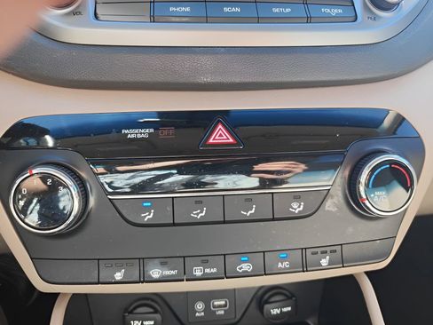 Used 2016 Hyundai Tucson Sport image 20