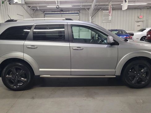 Used 2020 Dodge Journey Crossroad image 9