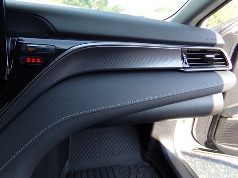 Used 2023 Toyota Camry SE image 67