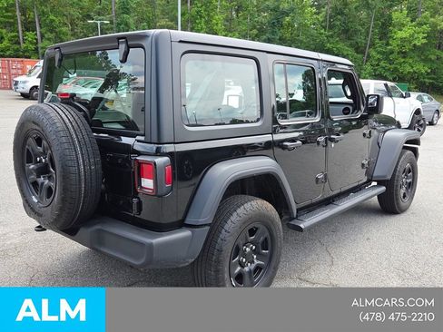 Used 2025 Jeep Wrangler Unlimited Sport AWD/4WD image 14