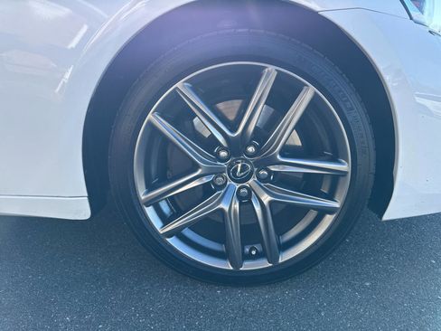 Used 2017 Lexus IS 300 AWD image 40