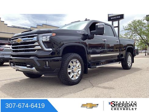 Used 2024 Chevrolet Silverado 2500 High Country w/ Technology Package AWD/4WD image 35