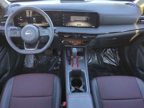 New 2026 Nissan Kicks SR image 10