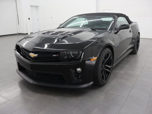 Used 2015 Chevrolet Camaro ZL1 RWD image 6