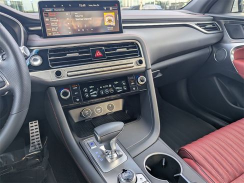 Used 2025 Genesis G70 3.3T Advanced image 24