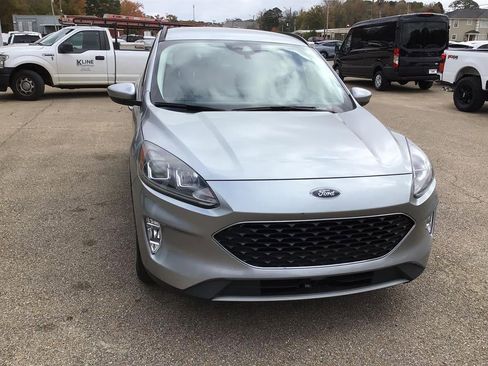 Used 2021 Ford Escape SEL image 11