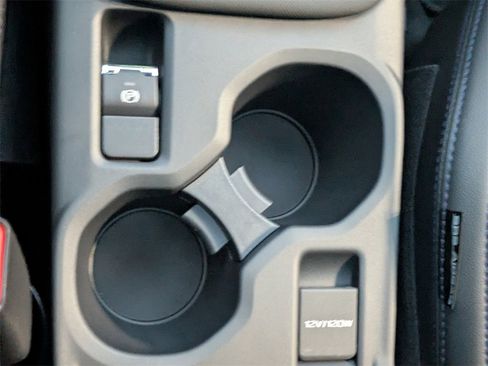 New 2025 Subaru Forester Limited image 25