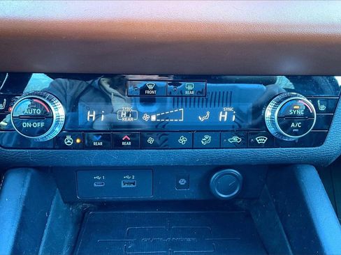 Used 2022 Mitsubishi Outlander SEL image 32