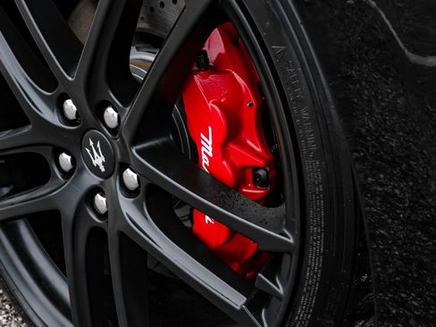 Used 2017 Maserati GranTurismo MC RWD image 50
