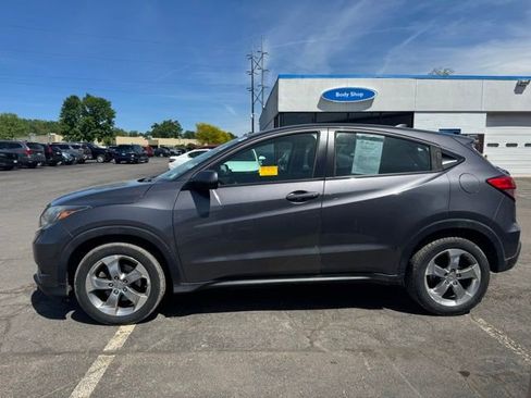 Used 2018 Honda HR-V LX image 5