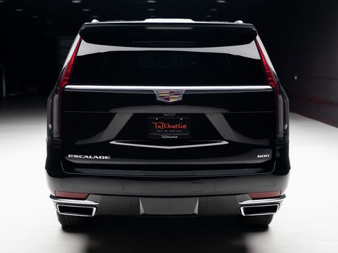 Used 2024 Cadillac Escalade ESV Premium Luxury RWD image 26