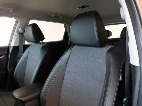 Used 2024 Kia Seltos S FWD image 15